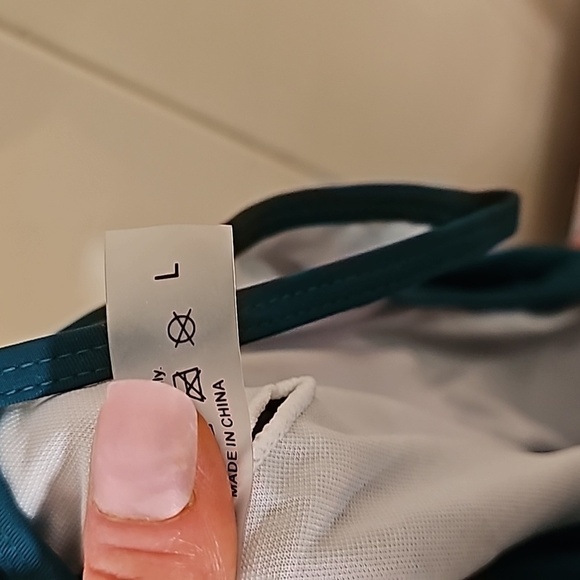 Womens Tankini Swimsuit Ruffled Top with High Waisted Bottoms•Large - Picture 10 of 10